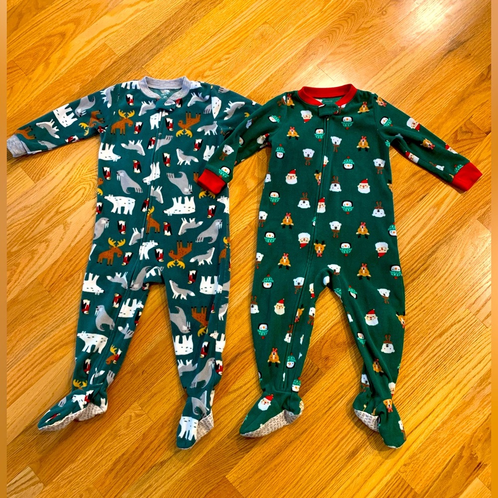 Bundle of 2 fleece zippered Jammies